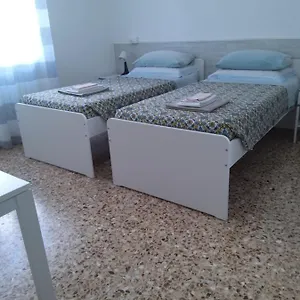 Pensión Verona Est S. Pietro, Lavagno