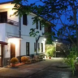 Fontanarossa Airport -private Parking- Alojamento de Acomodação e Pequeno-almoço Catânia